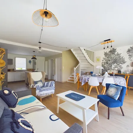 Feriehus Maison Pour 6 Adultes,1 Enfant - Piscine Collective