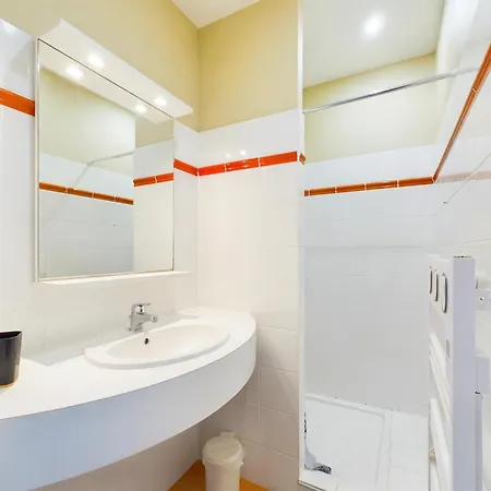 Maison Pour 6 Adultes,1 Enfant - Piscine Collective Feriehus