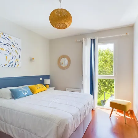 Maison Pour 6 Adultes,1 Enfant - Piscine Collective Feriehus