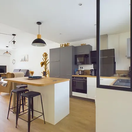 Maison Pour 6 Adultes,1 Enfant - Piscine Collective