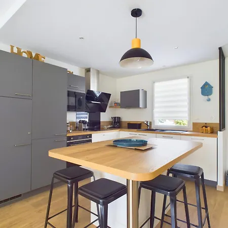 بيت للعطل Maison Pour 6 Adultes,1 Enfant - Piscine Collective