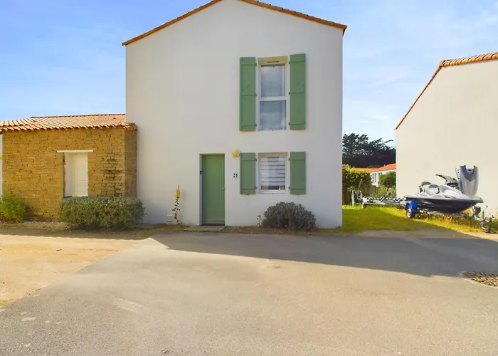 Maison Pour 6 Adultes,1 Enfant - Piscine Collective *