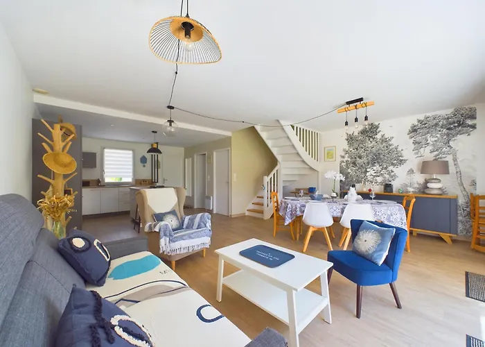 Vakantiehuis Maison Pour 6 Adultes,1 Enfant - Piscine Collective