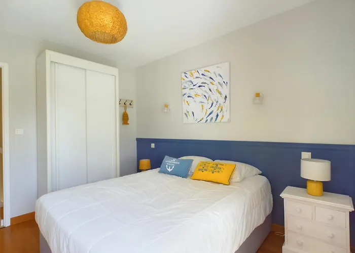 Maison Pour 6 Adultes,1 Enfant - Piscine Collective *