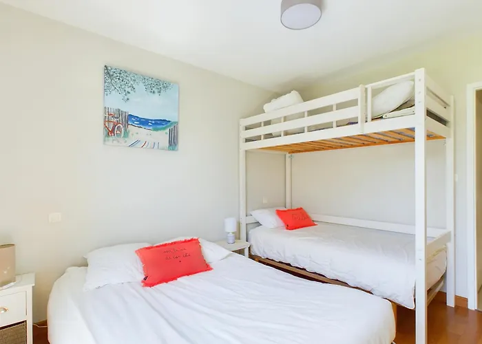 Vakantiehuis Maison Pour 6 Adultes,1 Enfant - Piscine Collective *